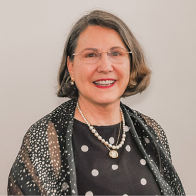 Prof.ª Dra. Berenice Carpigiani 