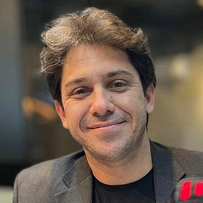 Prof. Dr. Lucas Pereira Resende 