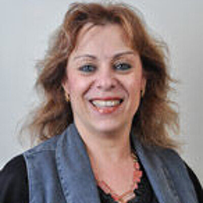 Profa. Dra. Elaine Cristina Prado dos Santos