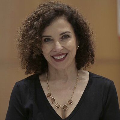 Prof.ª Dra. Marili Moreira da Silva Vieira