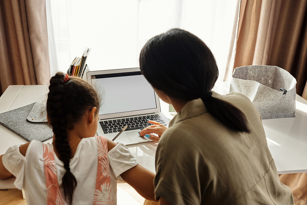 Ensino virtual: Como crianças e professores lidam com as aulas on-line ...