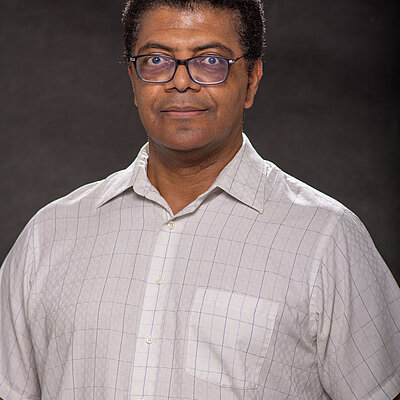 Prof. Eunézio Antônio Thoroh de Souza, PhD.