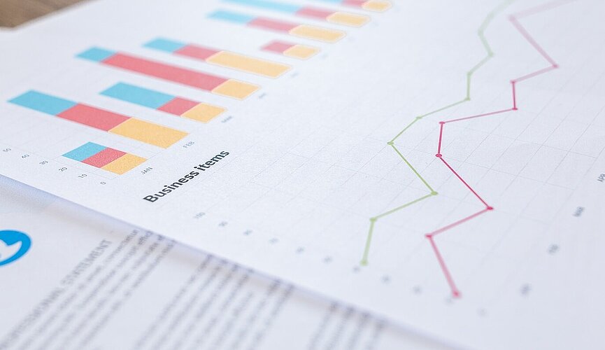 gráficos em um livro de negócios