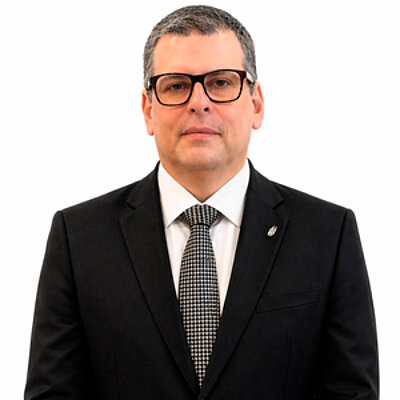 Prof. Dr. Jan Carlo Morais Oliveira Bertassoni Delorenzi