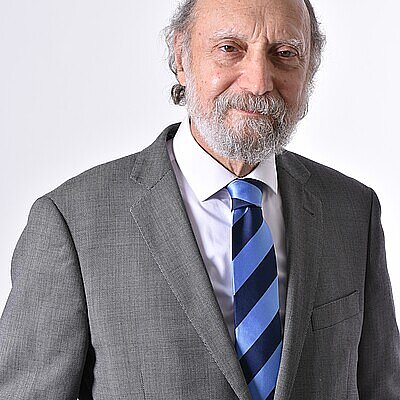 Prof. Dr. Arnaldo R. de Aguiar Vallim Filho