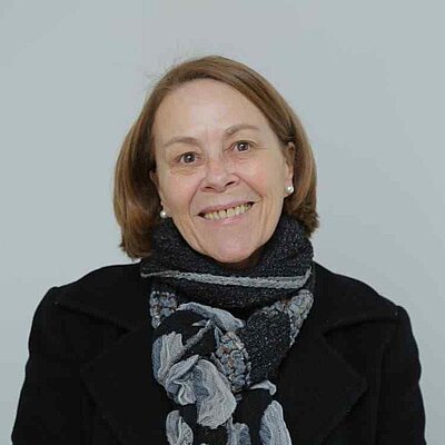 Profa. Ms. Maria Elisa Pereira Lopes 