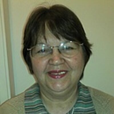 Professora Maria C. Lage