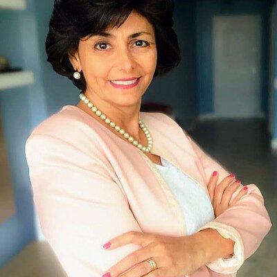 Profa. Dra. Thaís Cíntia Cárnio