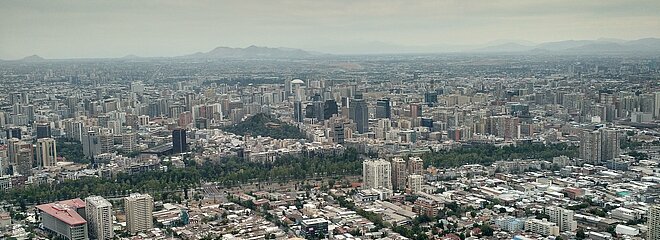 vista do alto da cidade de santiago do Chile