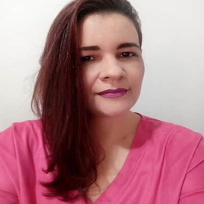 Profa. Me. Fernanda Areias Pereira Dalhuisen