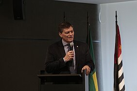 O presidente do Instituto Presbiteriano Mackenzie (IPM), Milton Flávio Moura na recepção aos pais dos calouros.