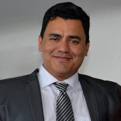 Prof. Dr. Cleórbete Santos