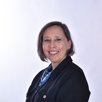 Profa. Dra. Ligia Regina Maximo Cavalari Menna