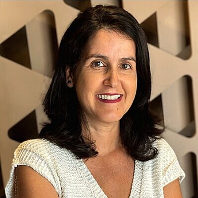 Prof. Dr. Ana Grasielle Dionísio Corrêa 