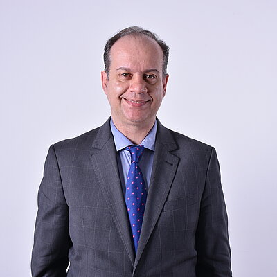 Prof: Dr. Carlos Eduardo Nicoletti Camillo 