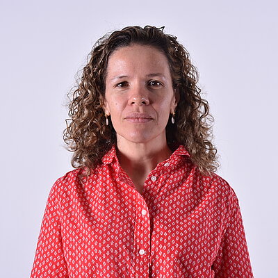 Prof. Dr. Daniela Vieira Cunha