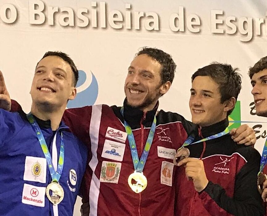 Selfie de Nicolas com colegas de equipe