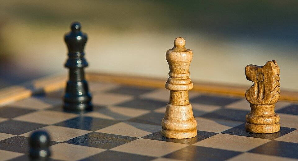Jogo de damas em 2021: Paris se rende ao xadrez