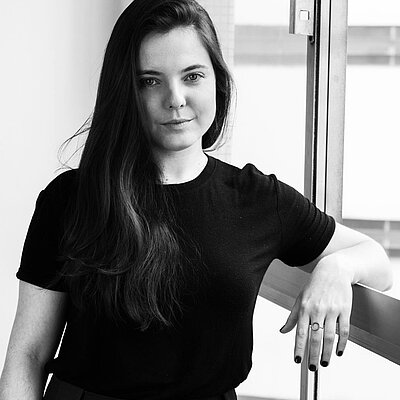 Profª. Me. Mariana Alves Barbosa Profª. Me. Mariana Alves Barbosa