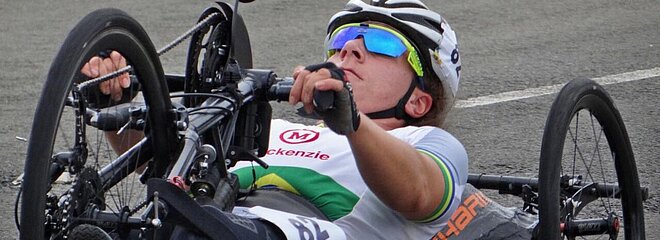 Jady Malavazzi em competição.