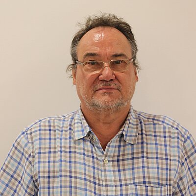 Dr. Leonardo Fernando Cruz Basso Dr. Leonardo Fernando Cruz Basso