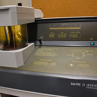 Microscópio Eletrônico de Varredura (MEV/EDS)