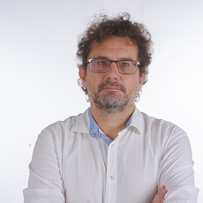 Prof. Dr. Carlos Eduardo Sandano Santos