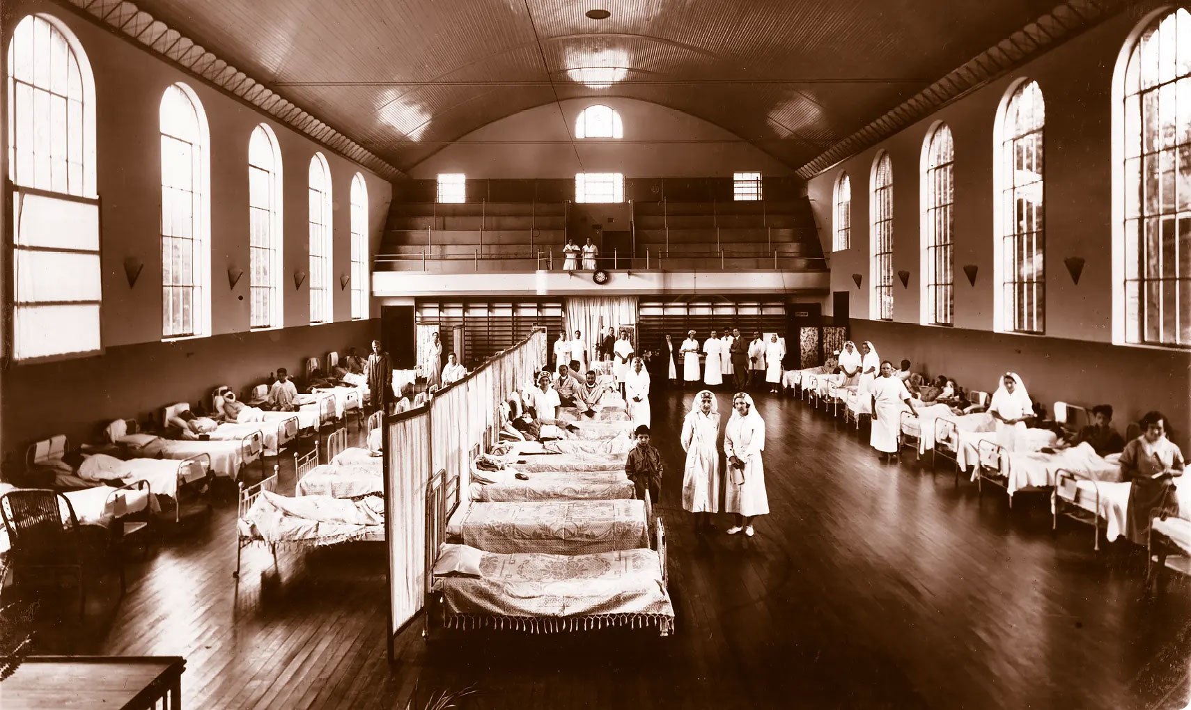 O edifício Edward Horatio Weeden, o ginásio de esportes, sendo utilizado como enfermaria durante a Revolução Constitucionalista. 1932