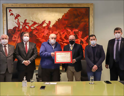 O prefeito Rafael Greca recebeu, nesta quarta-feira (21 7), membros da nova diretoria executiva do Instituto Presbiteriano Mackenzie (IPM)  Curitiba, 21 07 021   Foto: Hully Paiva SMCS