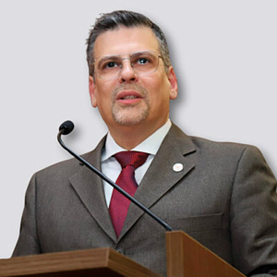 Prof. Dr. Jan Carlo Morais Oliveira Bertassoni Delorenzi Prof. Dr. Jan Carlo Morais Oliveira Bertassoni Delorenzi