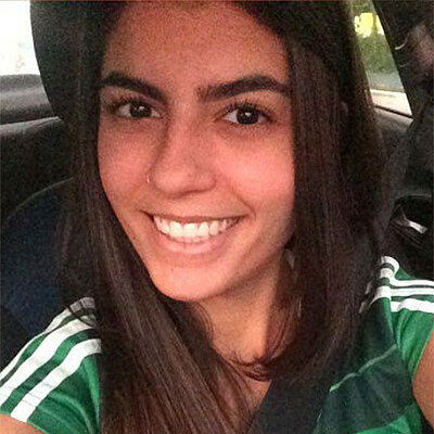 Vanessa Moreti de Oliveira Vanessa Moreti de Oliveira