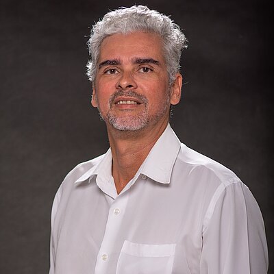 Prof. Dr. Sérgio Luis Rabelo de Almeida