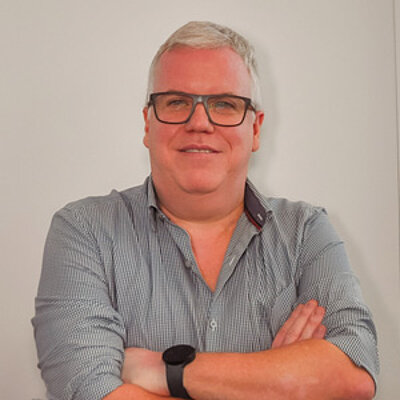 Prof. Dr. Marcelo Guimarães Prof. Dr. Marcelo Guimarães