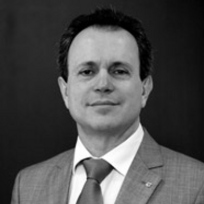 Mauricio Melo de Meneses Mauricio Melo de Meneses