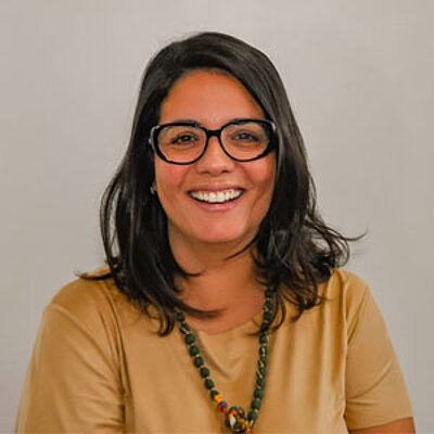 Prof.ª Dra. Camila Cruz Rodrigues