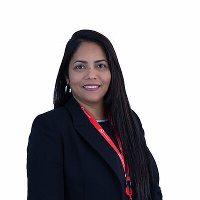 Camila Simões de Araújo Camila Simões de Araújo