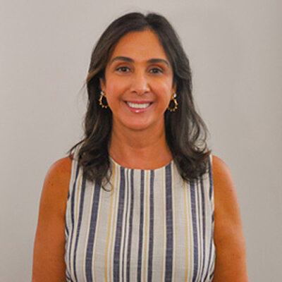 Prof.ª Dra. Rosana Farah Simony Lamigueiro Toimil Prof.ª Dra. Rosana Farah Simony Lamigueiro Toimil